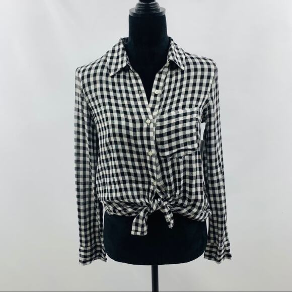 Abound Black & White Plaid Button Down Shirt - Picture 5 of 11